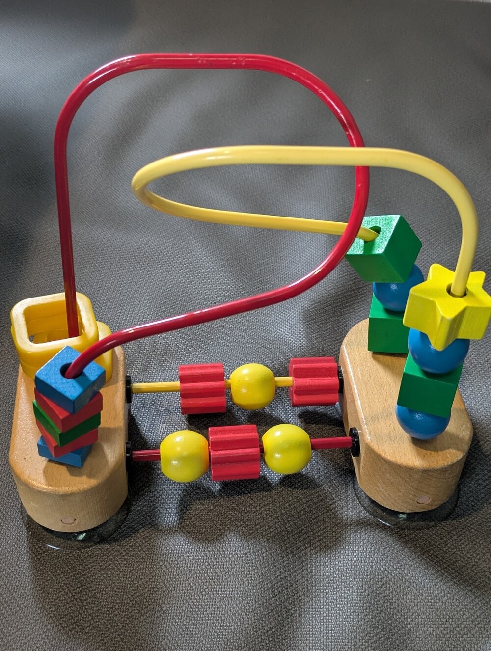 Melissa and Doug First Bead Maze